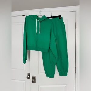 GAP Vibrant Green Hoodie and Jogger Set